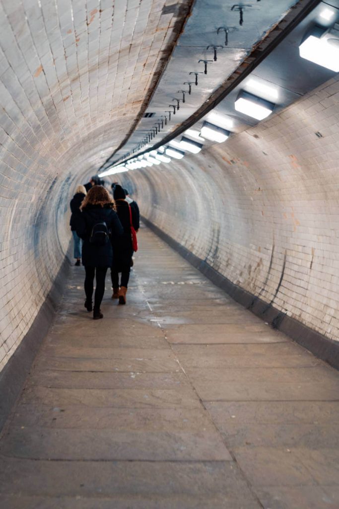 greenwich river thames foot tunnel
