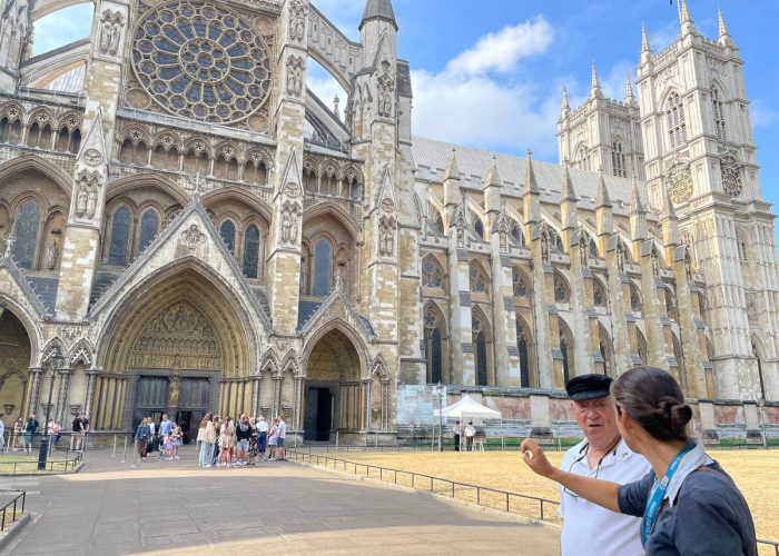 Guiding a private tour at Westminster Abbey